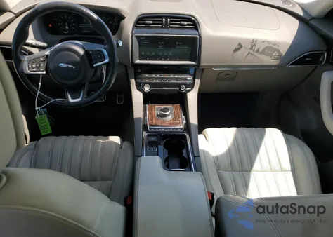 2019 Jaguar F-Pace Portfolio z USA, uszkodzony, nr VIN SADCN2GX0KA616456